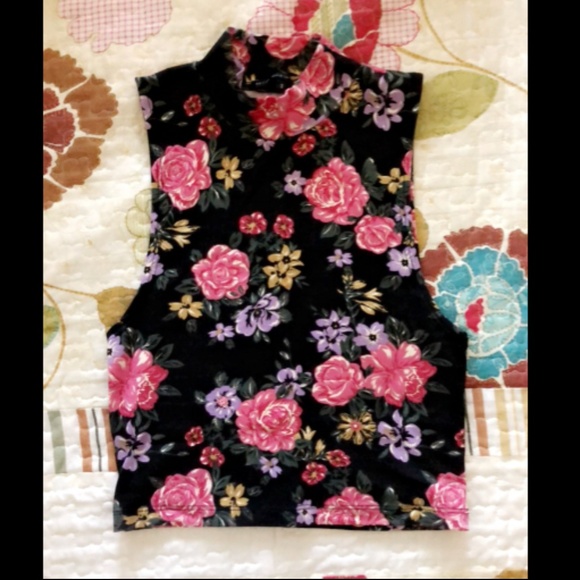 Mock Neck Crop Top - Picture 1 of 2